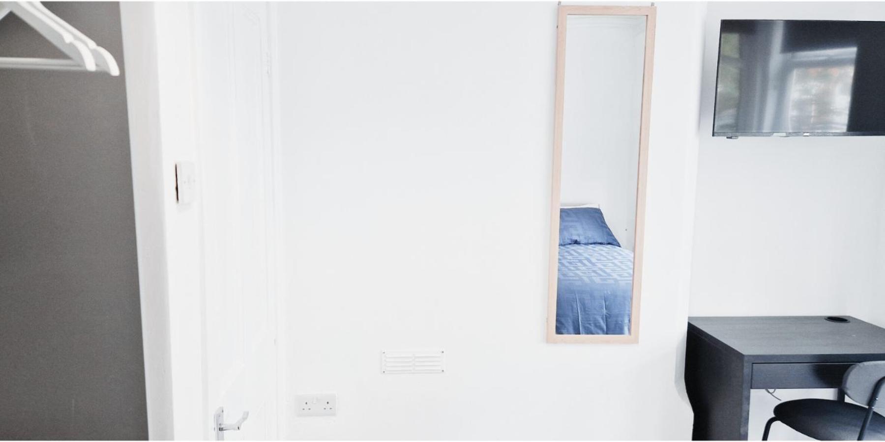 Double Room In Modern House Near นอตติงแฮม ภายนอก รูปภาพ