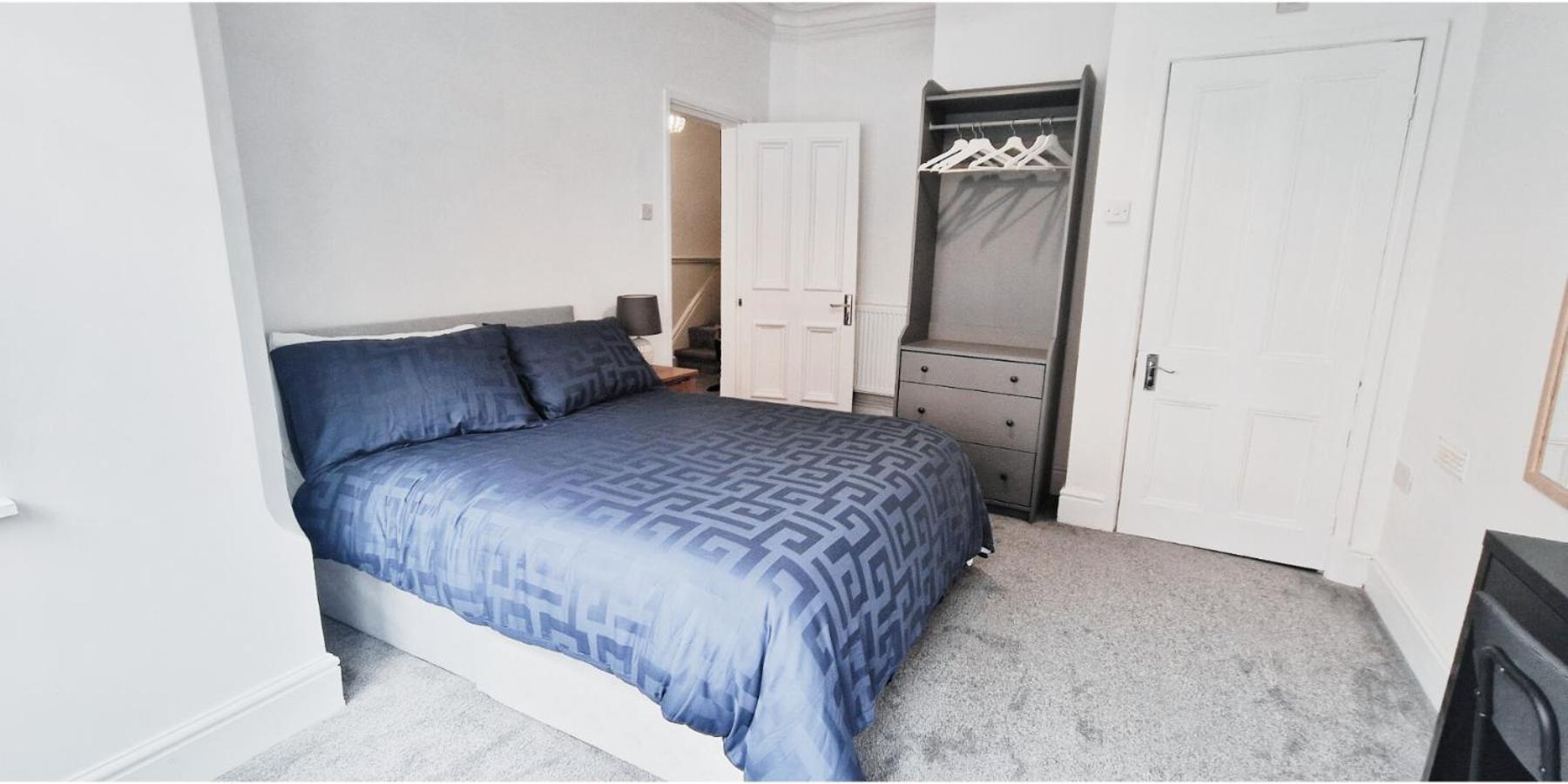 Double Room In Modern House Near นอตติงแฮม ภายนอก รูปภาพ